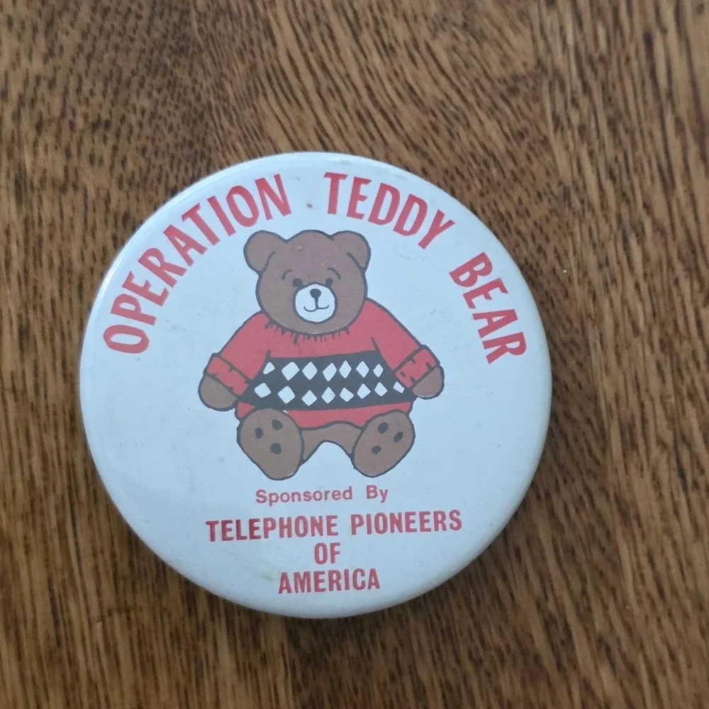 Vintage Operation Teddy Bear Telephone Pioneers of America Pinback Button 2